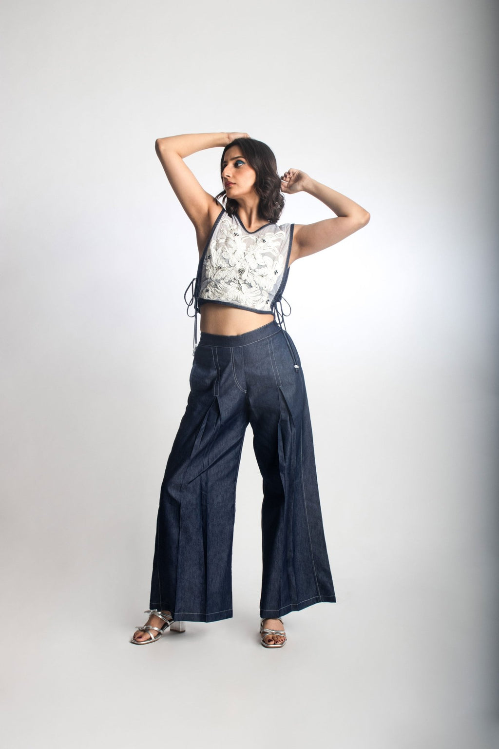 Dory Signature Bib - Prashant Chaurasiya Atelier