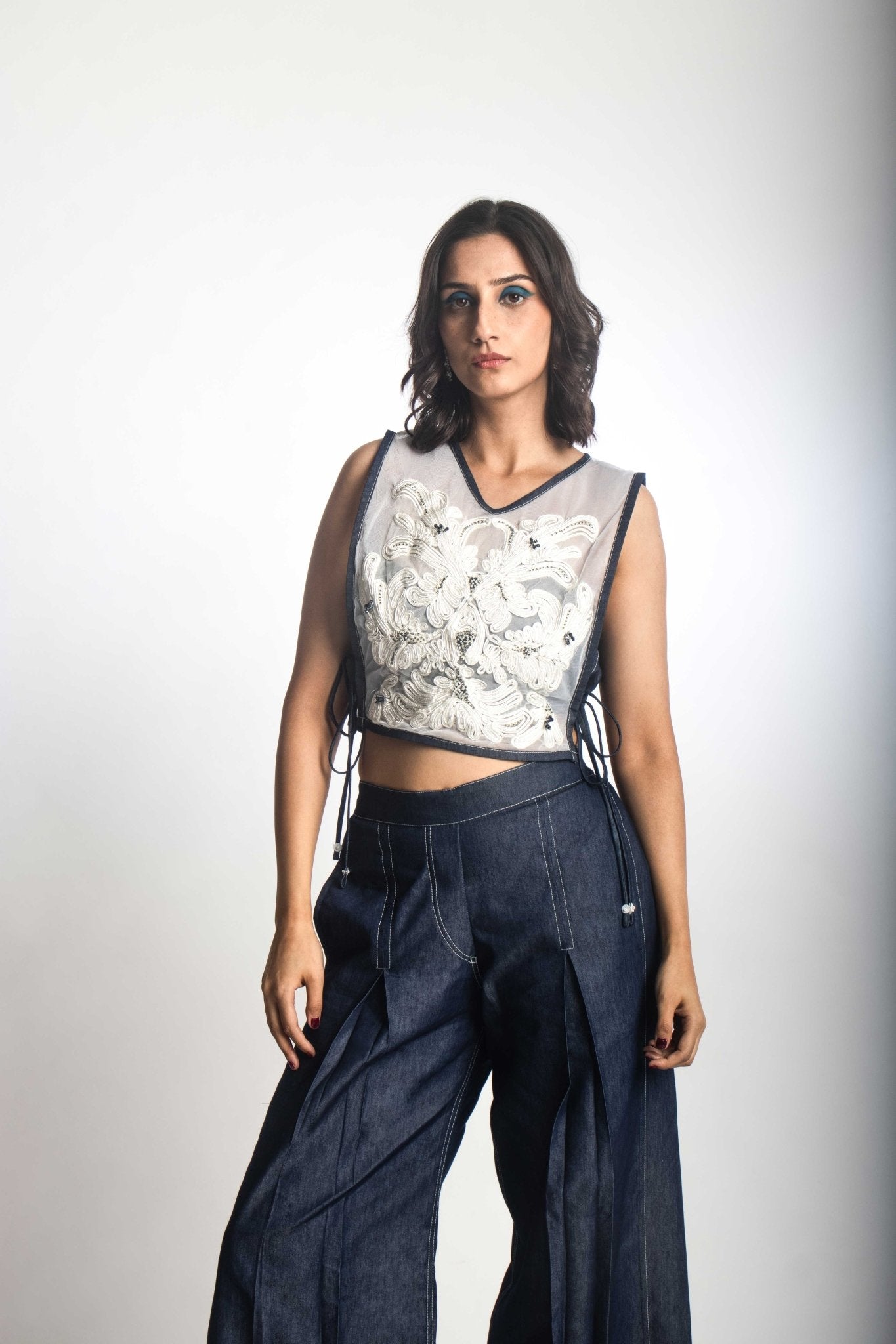 Dory Signature Bib - Prashant Chaurasiya Atelier